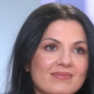 Elena Nagapetyan sur le plateau de "C à vous" sur France 5.