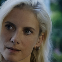 Déprogrammée en catastrophe après des accusations de plagiat, la série "Traqués" avec Mélanie Laurent et Benoît Magimel va finalement sortir sur Apple TV