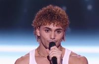 Une bande-annonce de la saison 15 de "The Voice", sur TF1 / Lara Fabian au début de la performance de Vladimir, le 11 avril 2026, dans "The Voice", sur TF1