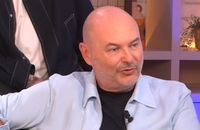 Le retour prochain à la radio de Sébastien Cauet choque les victimes qui ont porté plainte contre lui / Cauet dans une vidéo publiée sur sa chaîne YouTube le 26 juillet 2026