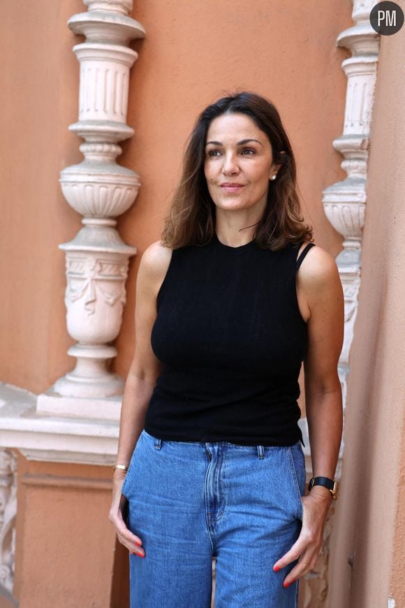 Exclusif - Lecture de "Birmane", roman de C.Ono-Dit-Biot, avec Nadia Farès à l'Artistique dans le cadre de la 6ème édition du festival Cinéroman. Le festival Cinéroman, qui se tient à Nice jusqu'au 5 octobre, met à l'honneur les films adaptés de romans.
Nice le 5 Octobre 2024 © Dominique Jacovides - Bruno Bebert / Bestimage