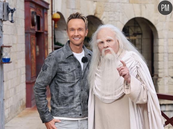 Cyril Féraud et Le Pere Fouras dans "Fort Boyard".