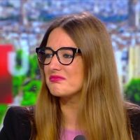 "C'est vraiment insupportable à voir" : Une journaliste de CNews en pleurs dans "L'heure des pros" en racontant le procès de l'affaire Lola