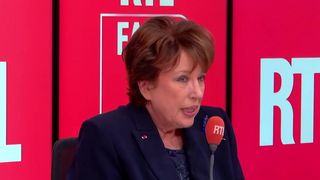 "Des gens qui mettent en avant des valeurs chrétiennes et qui en font totalement abstraction" : Roselyne Bachelot charge les médias du groupe Bolloré