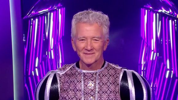 “Mask Singer” : Patrick Duffy révèle comment il s’est retrouvé dans l’émission de TF1 alors qu’il refuse de participer à la version américaine