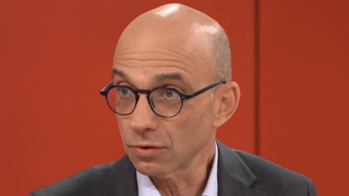"C'est 4 jours de France Télévisions" : Le patron de LCP défend le budget de sa chaîne face à ses concurrents