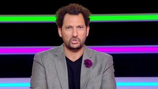 Audiences pré-access : Nouveau record pour Éric Antoine et "La roue de la fortune" sur M6, Cyril Hanoua "et la famille" au plus haut sur W9