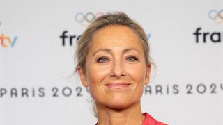 "C'est la raison qu'elle m'a donnée" : Anne-Sophie Lapix dévoile ce que Delphine Ernotte lui a dit pour justifier son éviction du "20 Heures" de France 2