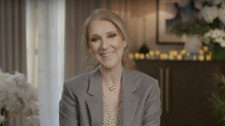 "Je n'aimerais rien de plus qu'être à vos côtés" : L'émouvante vidéo de Céline Dion lors de la première demi-finale de l'Eurovision 2025