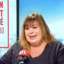 "Je ne sais pas si on fait vraiment connaissance" : Michèle Bernier pointe du doigt l'une des traditions d'"Un dimanche à la campagne" sur France 2