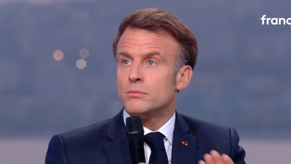 "Je n'aime pas ces méthodes, je vous le dis..." : Échange tendu entre Emmanuel Macron et Hugo Clément en direct sur France 2