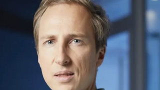 "Pas à la hauteur de l’ambition du programme" : Le patron de la fiction de M6 réagit aux audiences catastrophiques de "Nouveau jour"