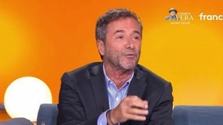 "Elle ne décolère pas parce qu’elle a eu tort" : Bernard Montiel répond aux critiques de Sophie Davant sur les audiences de sa nouvelle émission sur France 3