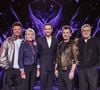 Kev Adams, Chantal Ladesou, Camille Combal, Michael Youn et Laurent Ruquier sur le plateau de "Mask Singer" 2026.