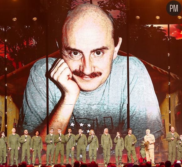 L'hommage à Michel Blanc durant le spectacle des Enfoirés 2025