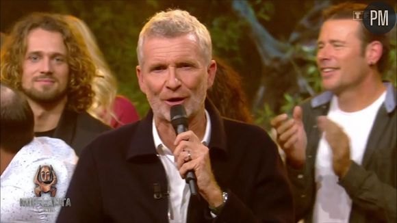 Denis Brogniart présente "Koh-Lanta : La tribu maudite" sur TF1 le mardi 3 décembre 2024.