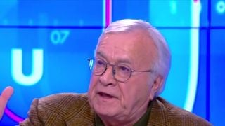 "On les jette dans la Méditerranée" : L'Arcom saisie après des propos discriminants de Jean-Claude Dassier sur CNews