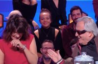 Estelle Denis n’a pas pu retenir son fou rire, sur le plateau des "Enfants de la télé".