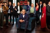 Laurent Ruquier et les candidats du "Maître du jeu"