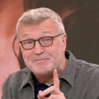 "Je ne vois pas pourquoi je serais allé faire des interviews" : Laurent Ruquier révèle avoir lui aussi été évacué du Cap-Ferret pendant les incendies