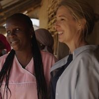 "Est-ce qu'elle va s'en sortir, est-ce que le bébé aussi ?" : Sidonie Bonnec raconte les coulisses éprouvantes de son documentaire "Si j'étais sage-femme"
