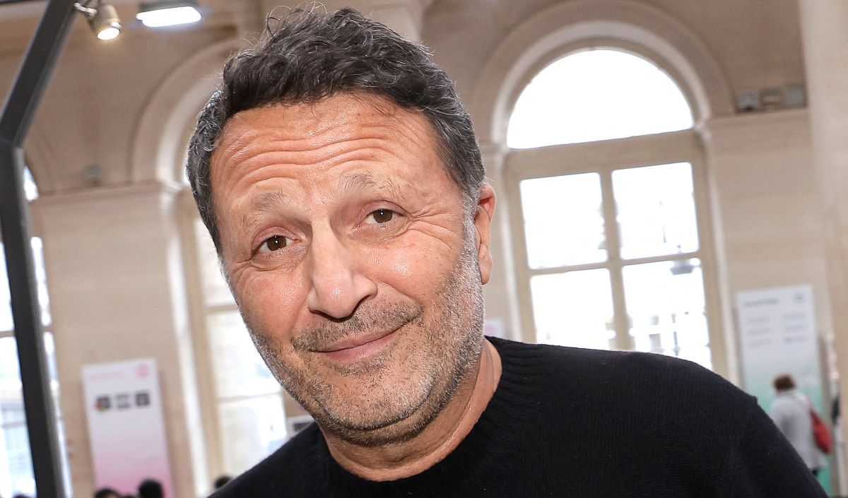 "Il y a eu un montage malhonnête" : Arthur revient sur les archives d'"À prendre ou à laisser" qui avaient fait polémique