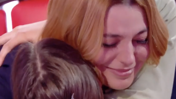 "Je suis encore bouleversée" : Ninon, jeune candidate sourde, émeut aux larmes Santa et les coachs de "The Voice Kids" sur TF1