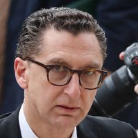 "On finira tous Américains !" : Maxime Saada s’inquiète de la concurrence des plateformes de streaming