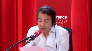 "Elle n'est pas une voix parmi d'autres : elle est 'la' voix de Moscou qui domine toutes les autres" : Patrick Cohen dénonce l'influence grandissante de Xenia Fedorova sur CNews