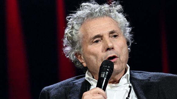 "Un fait grave, inédit dans l'histoire de la Ve République" : Le président de la commission d'enquête sur le service public dénonce un coup de "pression" de Gilles-William Goldnadel