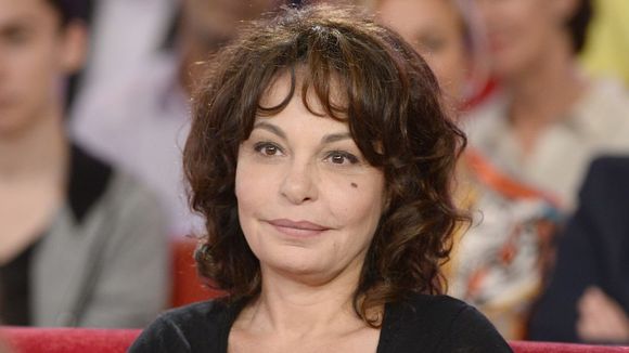 "On va devoir faire sans elle mais on ne pourra pas faire sans elle" : L'hommage "entre rires et pleurs" des "Grosses têtes" à Isabelle Mergault