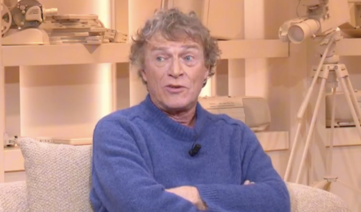 "J'ai besoin de vous" : Christophe Hondelatte lance un appel pour que son podcast "survive"