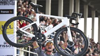 Audiences dimanche : Paris Roubaix ou Bordeaux-Bègles/Toulouse, quel événement sportif a fait le plus vibrer les téléspectateurs de France Télévisions ?