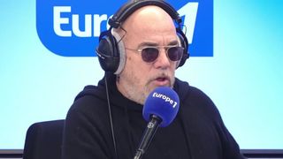 "Je ne fais plus le dîner de cons" : Pascal Obispo affirme qu'il ne se rendra plus aux "Victoires de la musique" qu'il juge "truquées"