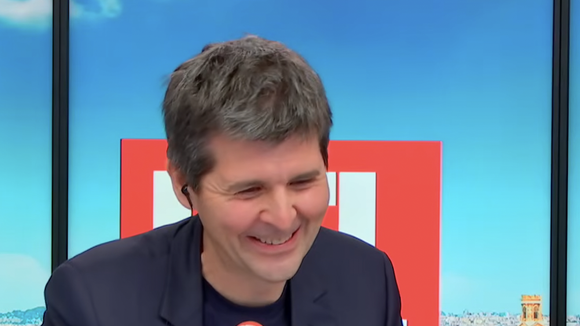 "Je vous ai écoutés tous les jours" : Après près de 3 semaines d'absence, Thomas Sotto a fait son retour à la matinale de RTL