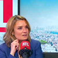 “J’étais nulle” : Pascale de La Tour du Pin revient sur son expérience de chroniqueuse dans “Touche pas à mon poste” avec Cyril Hanouna