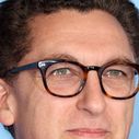 "Pas question d'aller traquer les techniciens qui ont signé la pétition" : Maxime Saada revient sur ses propos polémiques après la tribune anti-Bolloré