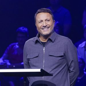 Arthur aux commandes du nouveau jeu "Bataille navale" sur TF1.
© PHILIPPELEROUX/TF1