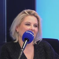 "Dommage qu'elle soit habillée comme une fermière" : Marlène Schaff se souvient d'un ancien commentaire acerbe de Raphaëlle Ricci