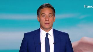 Audiences dimanche : Aux manettes des JT de France 2, Julien Benedetto a-t-il réduit l'écart avec Audrey Crespo-Mara sur TF1 ?