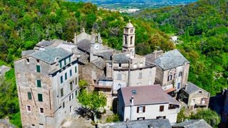 "Le Village préféré des Français" 2026 : Voici les 14 communes en compétition dans l'émission de Stéphane Bern