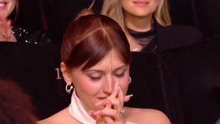"Je ne sais pas quoi dire en fait" : Émue, Marine ("Star Academy") remporte le NRJ Music Awards 2025 de la révélation féminine de l'année