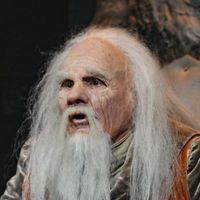 “J’y songe depuis quelque temps” : Le Père Fouras (Yann Le Gac) évoque son éventuel départ de "Fort Boyard" après celui d'Olivier Minne