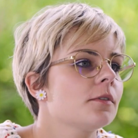 "Je suis en formation" : Contrainte de vendre son exploitation, Perrine, candidate de "L'Amour est dans le pré" a trouvé un nouveau métier