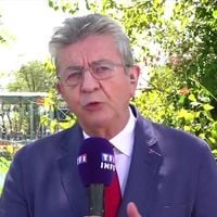 "Nous avons le droit de la refuser à ces personnes" : Jean-Luc Mélenchon répond à la polémique de l'accréditation rejetée au journaliste du "Monde" pour couvrir les universités d'été de LFI