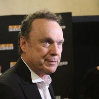 "On sait ce que ça veut dire" : Julien Lepers "effondré" par l'arrêt de "Questions pour un champion" en semaine sur France 3