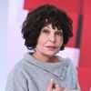 Rétro - Décès de la réalisatrice, actrice et humoriste Isabelle Mergault des suites d'un cancer - Exclusif - Isabelle Mergault - Enregistrement de l'émission Vivement Dimanche présentée par M.Drucker au Pavillon Gabriel à Paris le 9 janvier 2024. Diffusion sur France 3 le 14/01/2024.