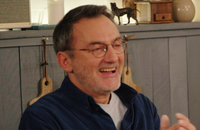 Stéphanie Le Quellec pleure après un message de son mentor dans "Un dimanche à la campagne" ce 2 novembre 2025