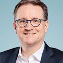 "Je salue la décision de l’Arcom" : Rodolphe Belmer, le PDG de TF1, réagit à la réélection de Delphine Ernotte-Cunci pour un 3e mandat à la présidence de France Télévisions