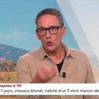 "Allez-y, commencez l'émission sans moi" : Un chroniqueur de Julien Courbet arrive en retard sur RTL, l'animateur le recadre avec humour